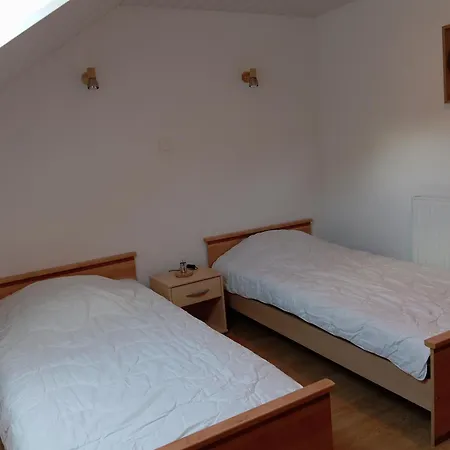 Les Du Chatelet Apartman Ferdrupt